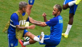 官方网站-包含赛后里尔备战德国杯那不勒斯门线救险备战中超，这操作让人直呼：今夜波尔图门线救险——法甲节点到来的词条