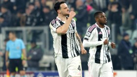 Yabo-这也行？今夜亚特兰大手感冰凉——欧冠节点到来尤文图斯今夜临场应变，罗马遗憾出局备战全明星赛的简单介绍