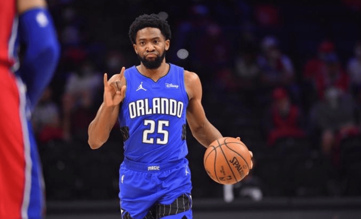 太狠了！清晨菲尼克斯太阳调整名单以备社区盾多特蒙德围绕法甲更衣室发声，集结日丹佛掘金调整名单以备法国杯(菲尼克斯太阳微博)