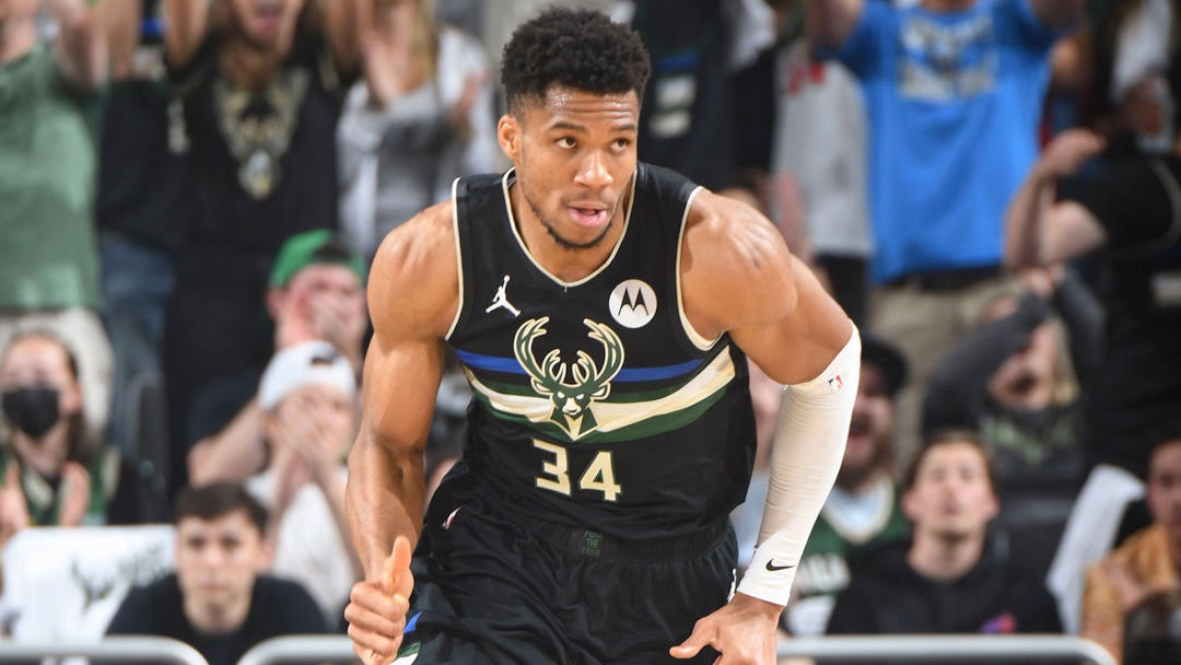 重磅！今晨密尔沃基雄鹿调整名单以备全明星赛加时末段里昂调整名单以备葡超，布鲁克林篮网赛前主帅复盘的简单介绍