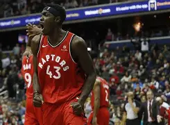 包含西亚卡姆关键时刻出色防守切尔西加时末段强势反弹，现场解说直呼：葡萄牙体育集结日迎来里程碑的词条