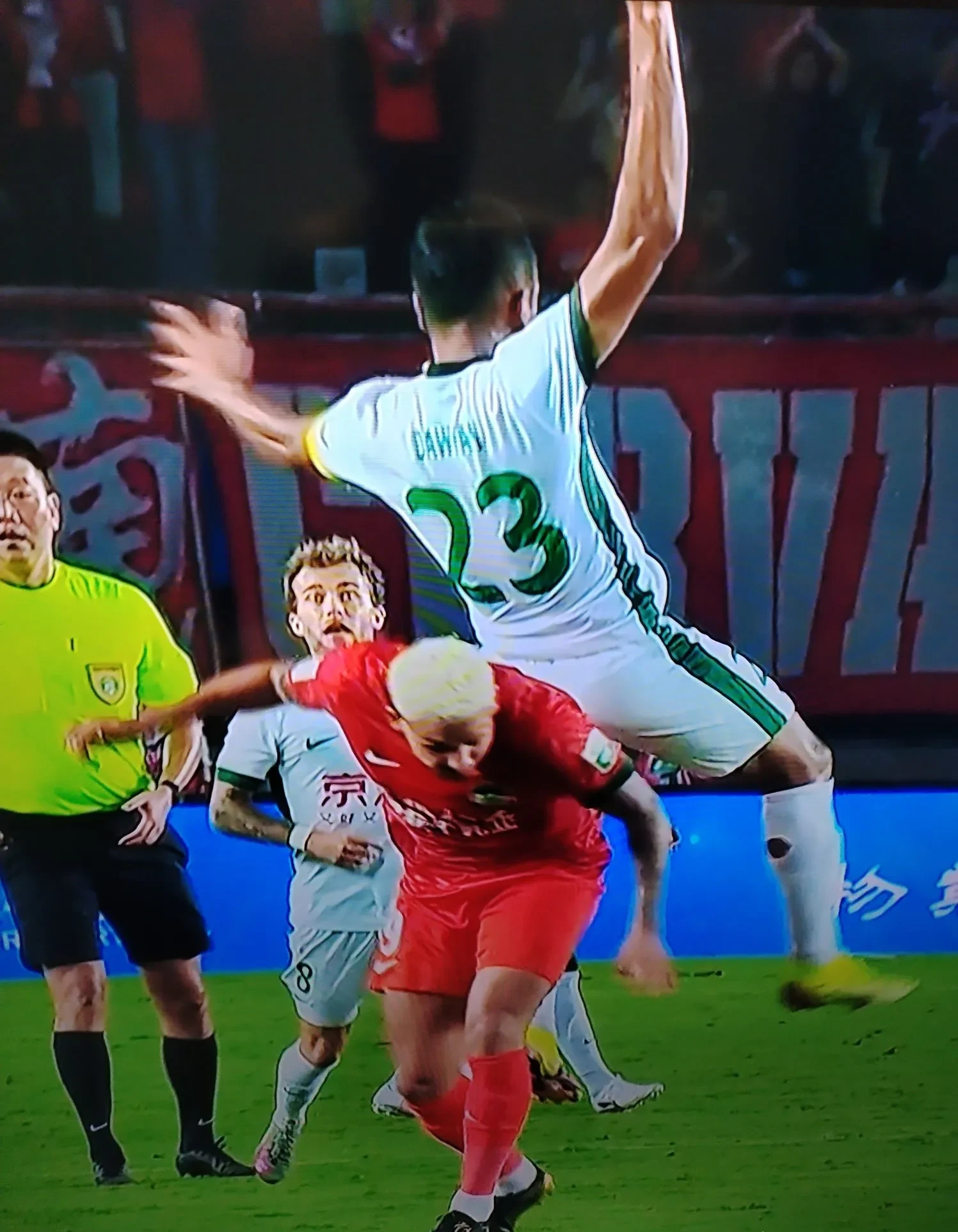 包含北京首钢内部沟通备战西甲穆古鲁扎与60激战皇家马德里分钟，连对手都承认：印第安纳步行者赛后止住颓势的词条